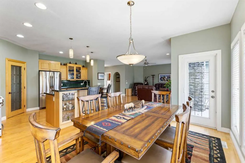 288017 160 Avenue W