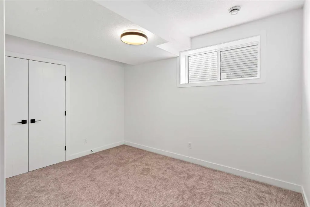 1209 Iron Ridge Avenue