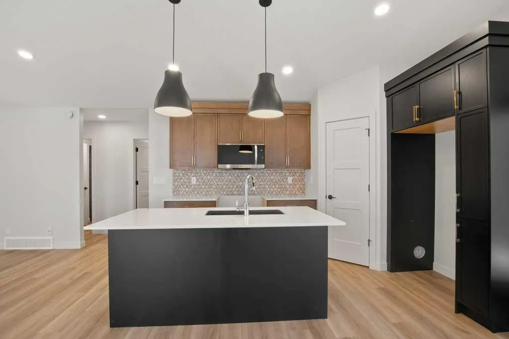 154 Norseman Close
