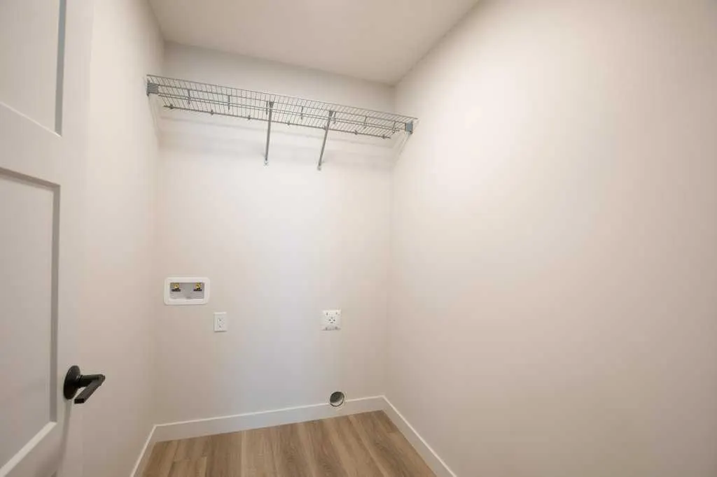 154 Norseman Close