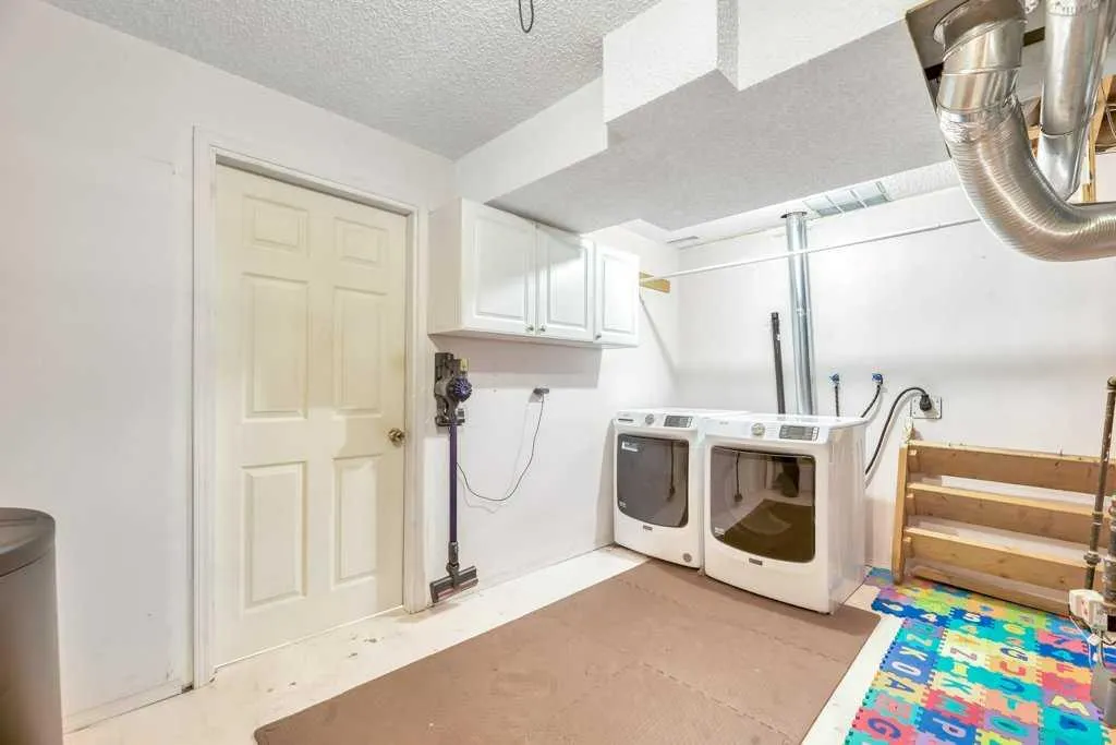 41 Millbank Bay SW