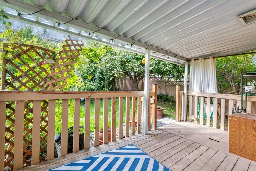 41 Millbank Bay SW