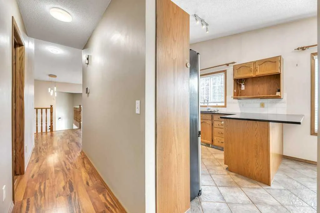 41 Millbank Bay SW