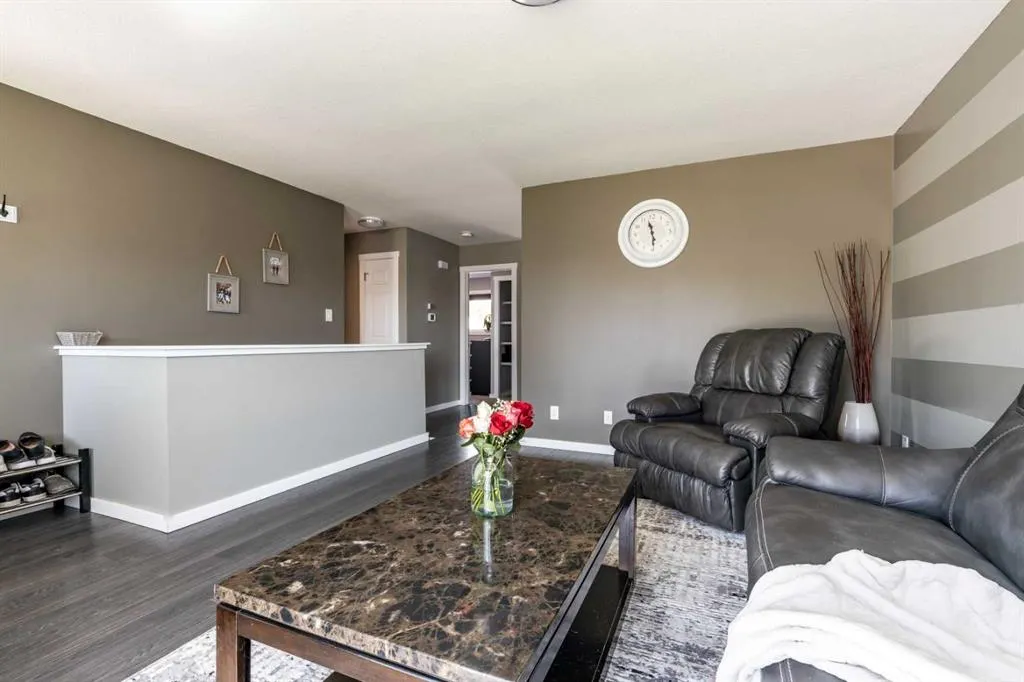 10 Rundle Crescent SE