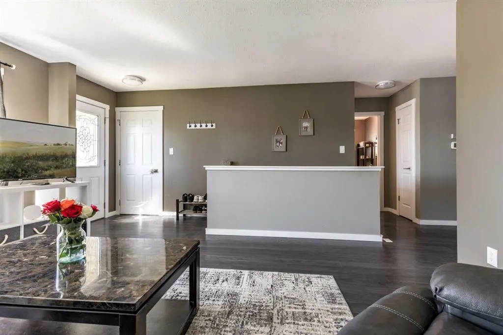 10 Rundle Crescent SE