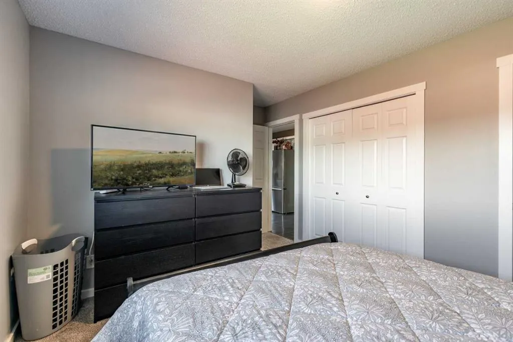 10 Rundle Crescent SE