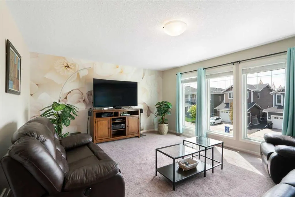 175 Auburn Glen Drive SE