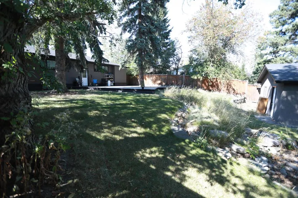 7824 Elbow Drive SW