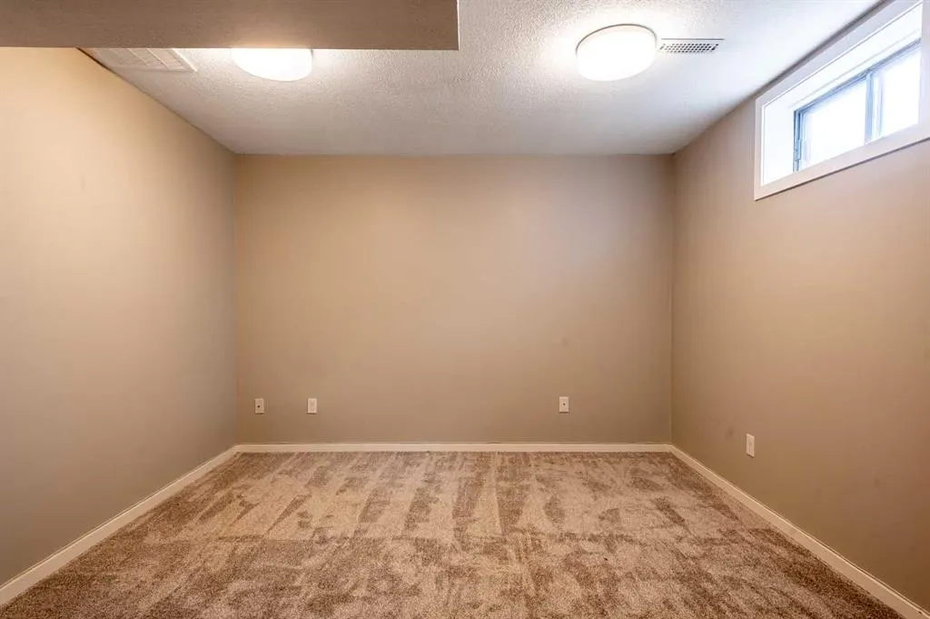 4403 Riverbend Road, #19