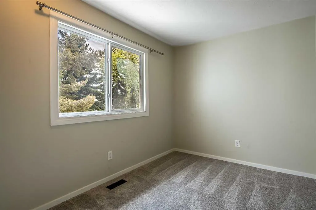 4403 Riverbend Road, #19