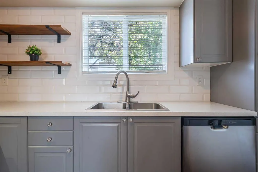 4403 Riverbend Road, #19