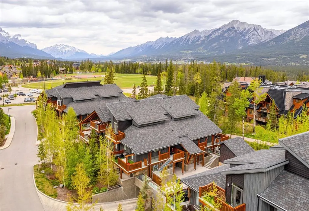 3000B Stewart Creek Drive, #204