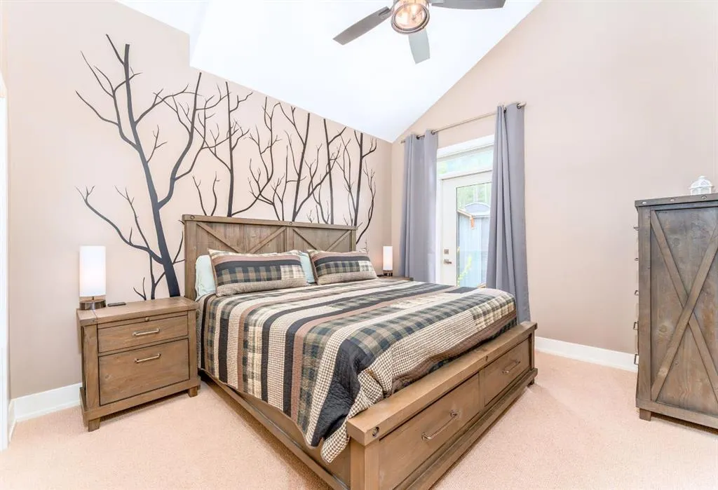 3000B Stewart Creek Drive, #204