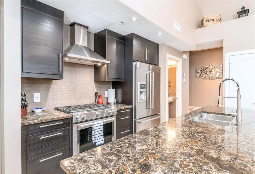 3000B Stewart Creek Drive, #204