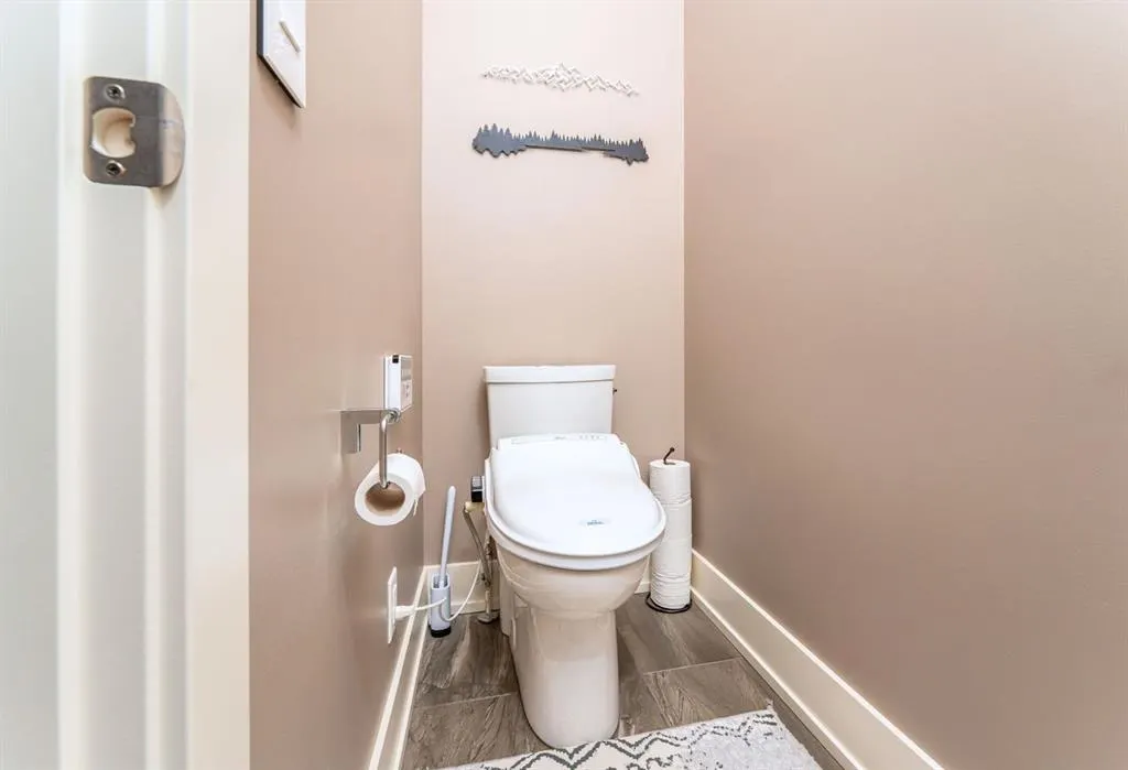 3000B Stewart Creek Drive, #204