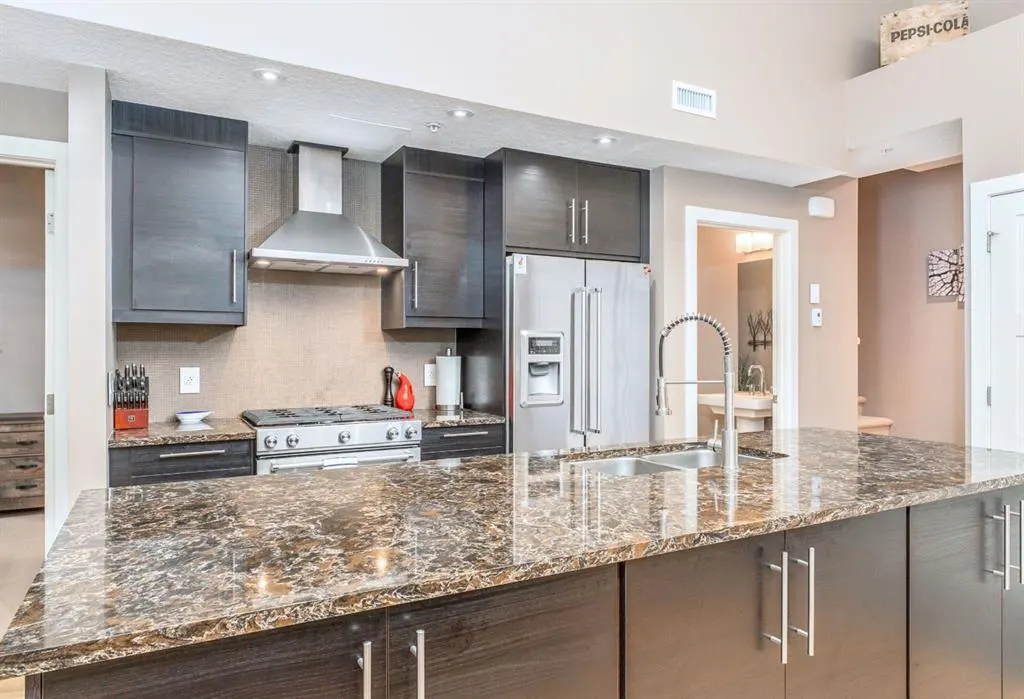 3000B Stewart Creek Drive, #204