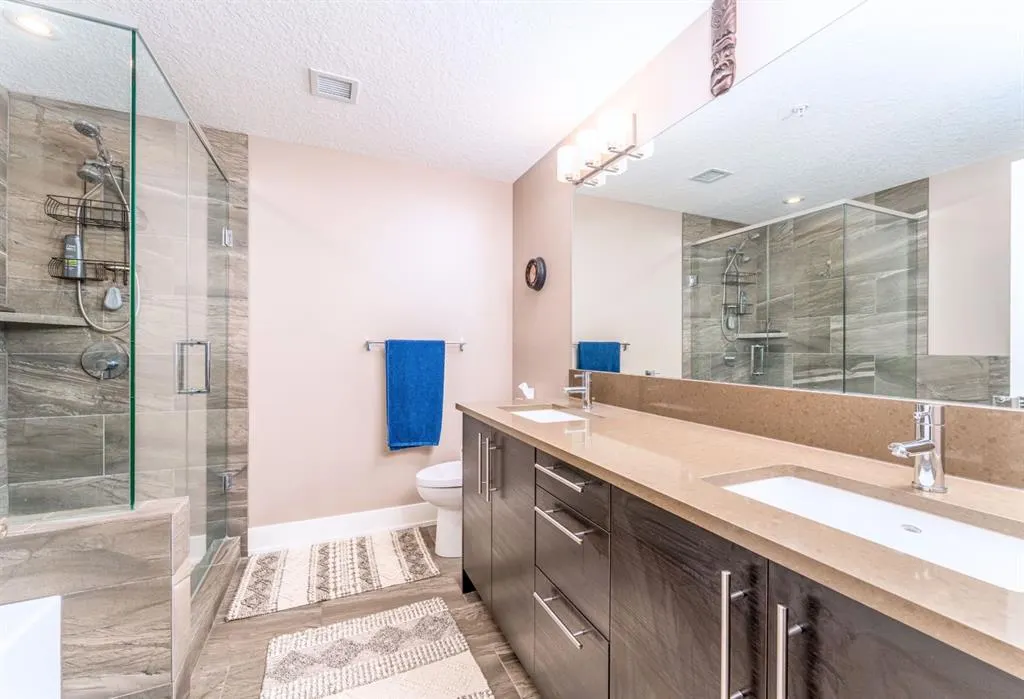3000B Stewart Creek Drive, #204