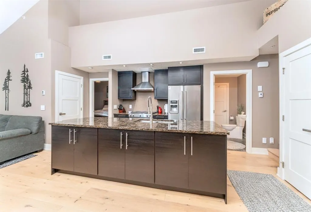 3000B Stewart Creek Drive, #204