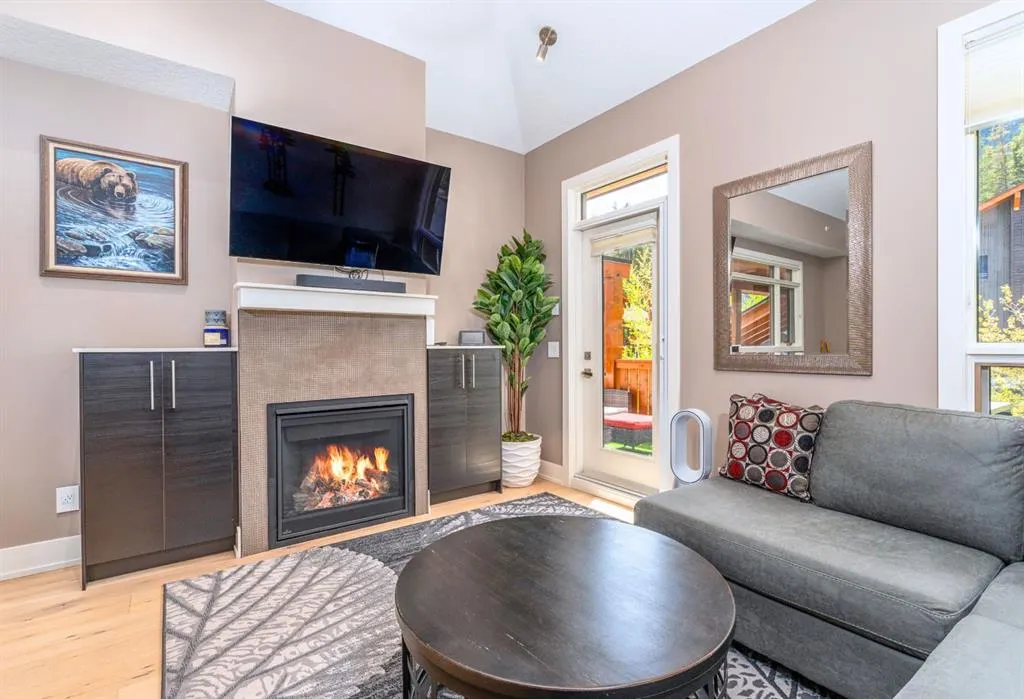 3000B Stewart Creek Drive, #204