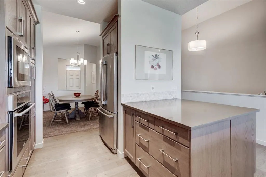 111 Legacy Glen Park SE