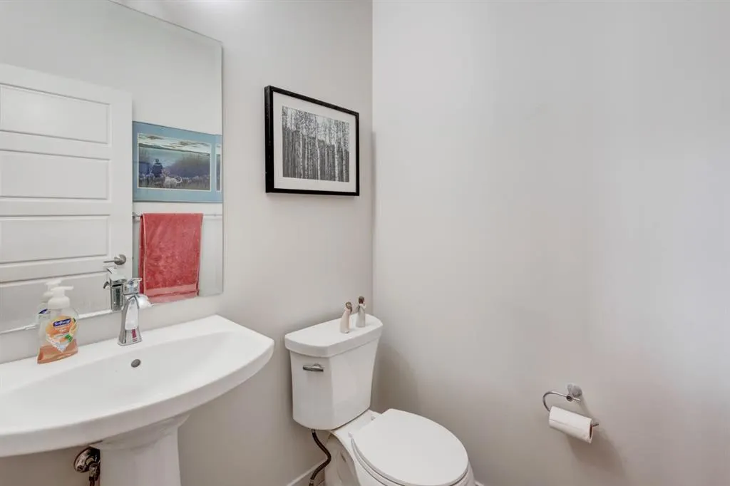 111 Legacy Glen Park SE