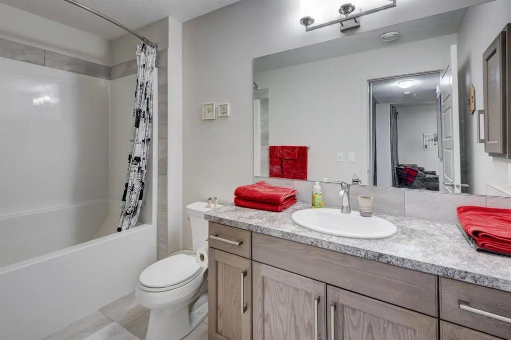 111 Legacy Glen Park SE