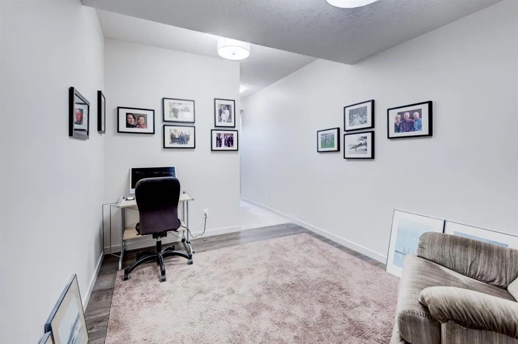 111 Legacy Glen Park SE
