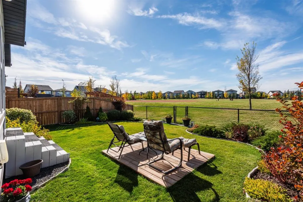 111 Legacy Glen Park SE