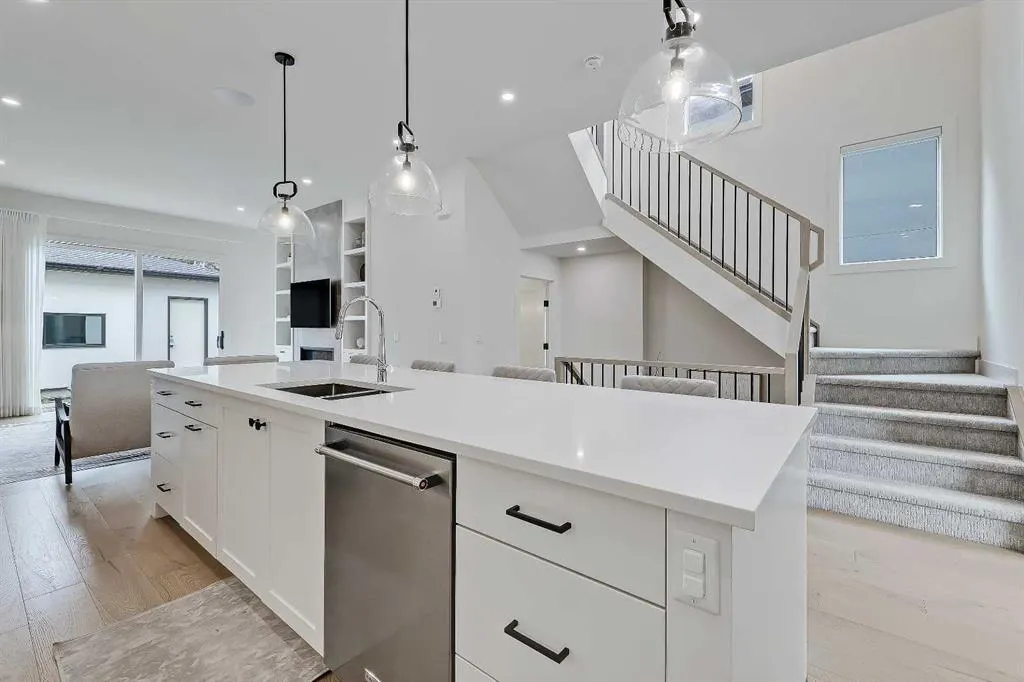 3204 Kerrydale Road SW