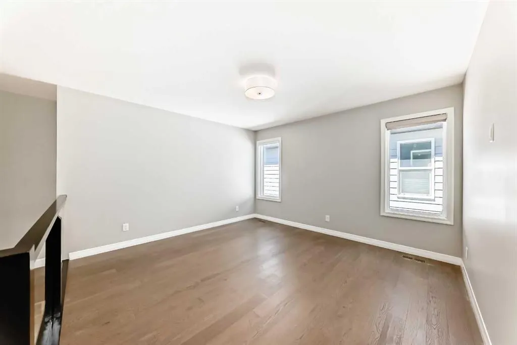 87 Legacy Glen Terrace SE