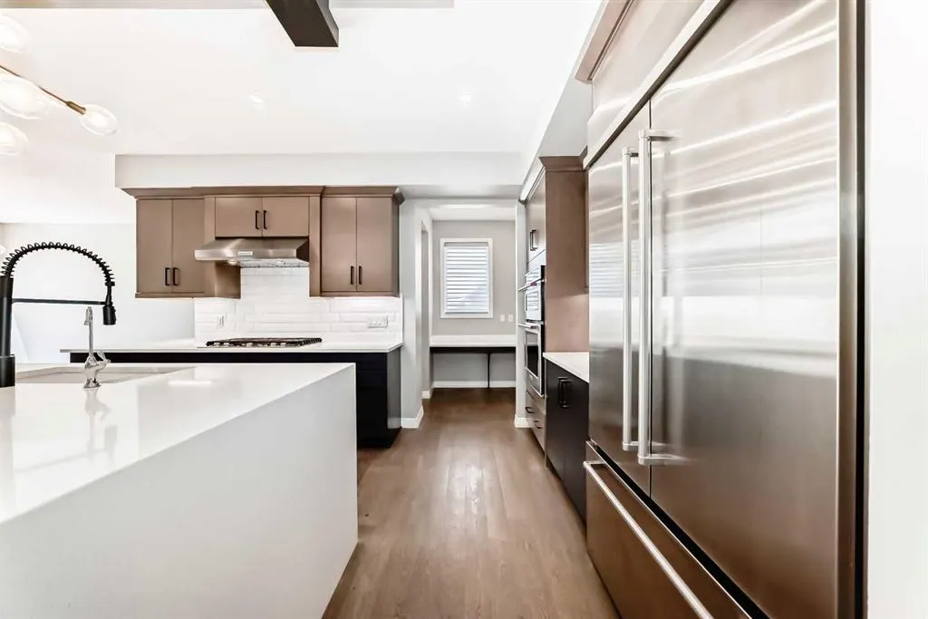 87 Legacy Glen Terrace SE