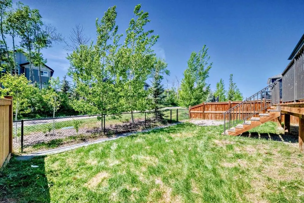 87 Legacy Glen Terrace SE