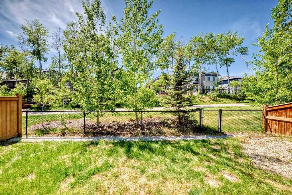 87 Legacy Glen Terrace SE