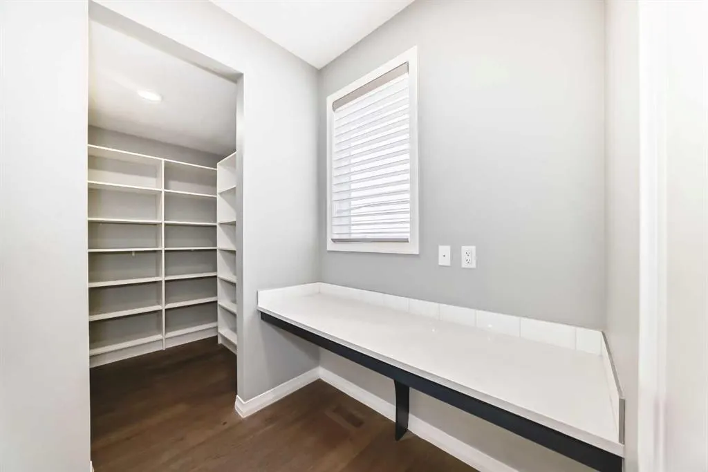 87 Legacy Glen Terrace SE