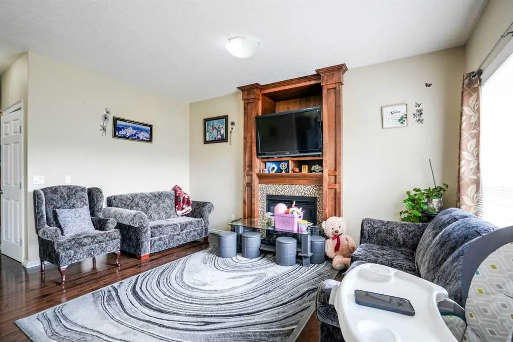 89 Taralake Manor NE