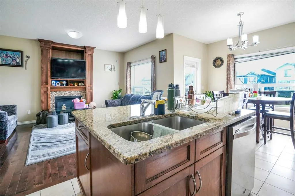 89 Taralake Manor NE