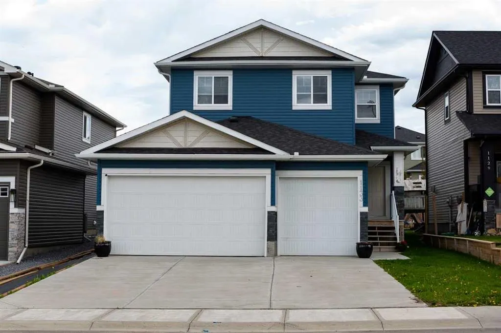 1133 Iron Landing Way