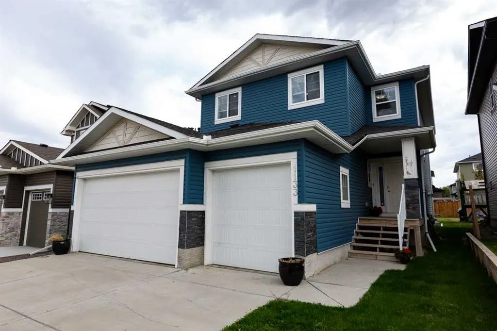 1133 Iron Landing Way