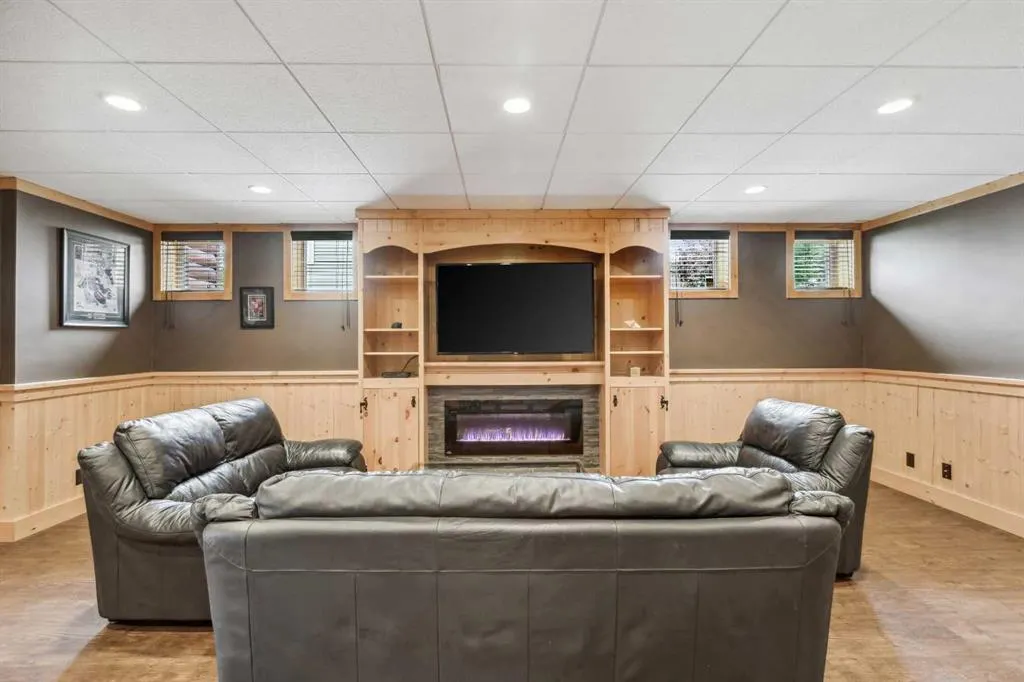 2 Wheatland Green