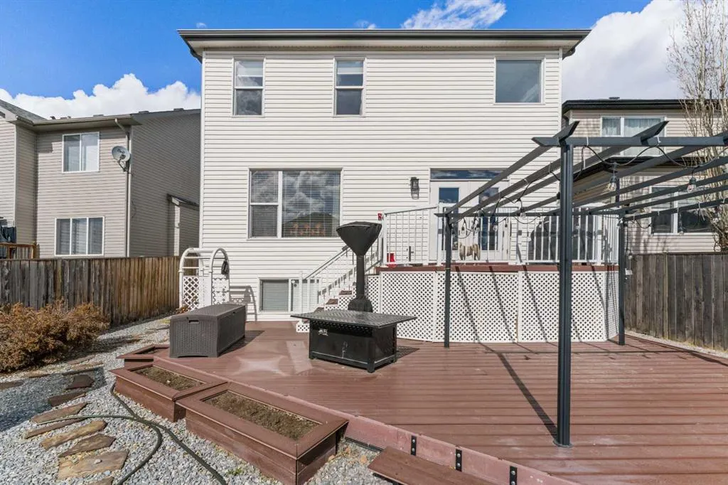 57 Copperleaf Way SE