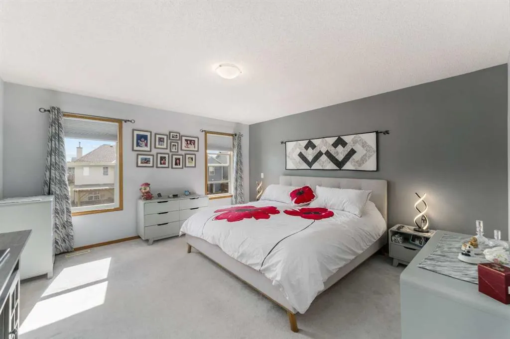 57 Copperleaf Way SE
