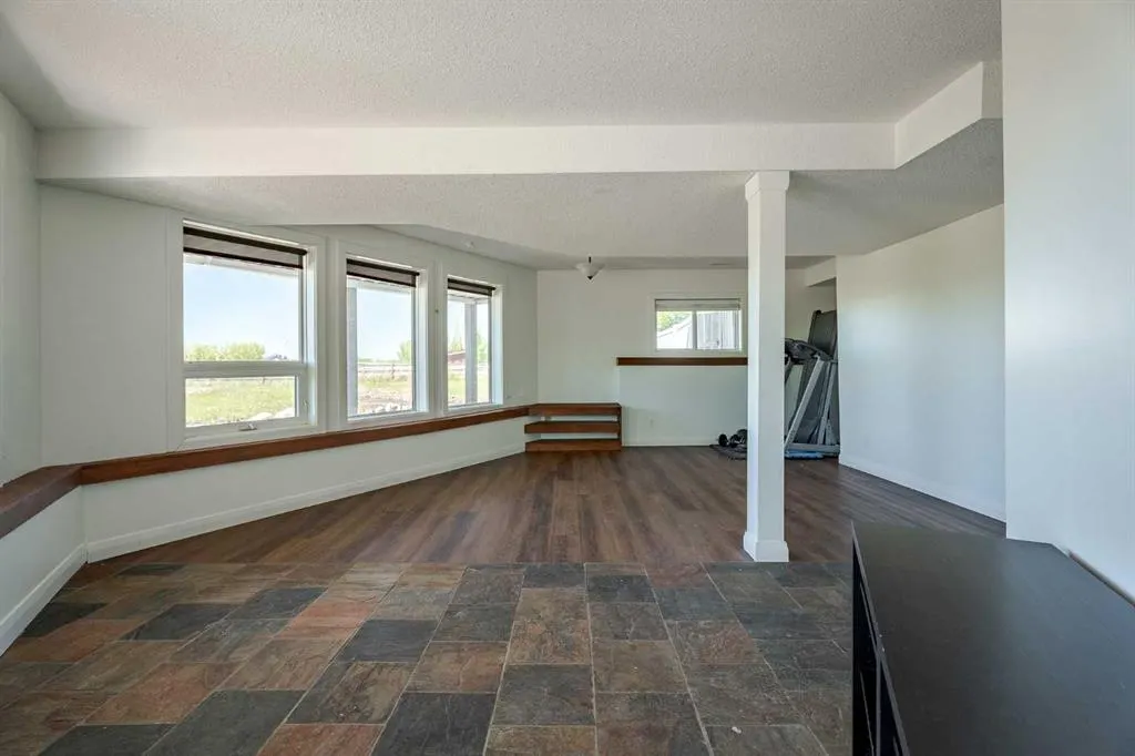 434158 Clear Mountain Drive E