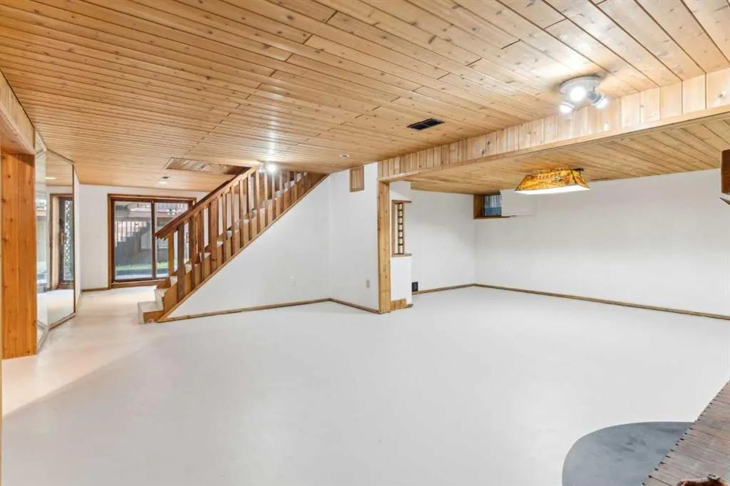 37 Aspen Creek Drive