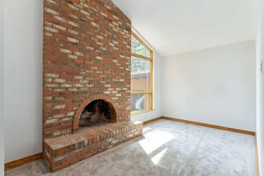 37 Aspen Creek Drive