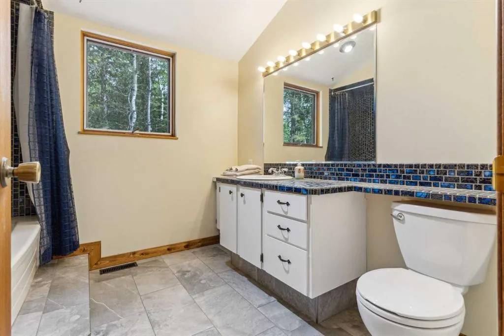 37 Aspen Creek Drive