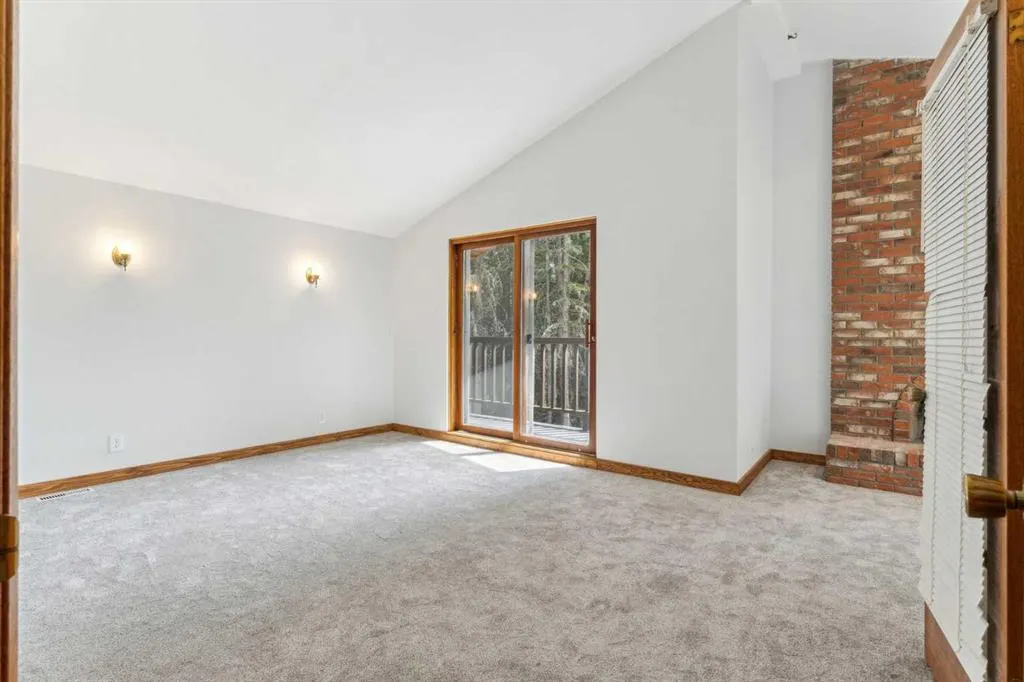 37 Aspen Creek Drive