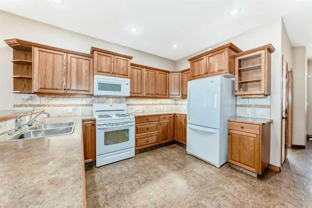 4515 45A Street Close
