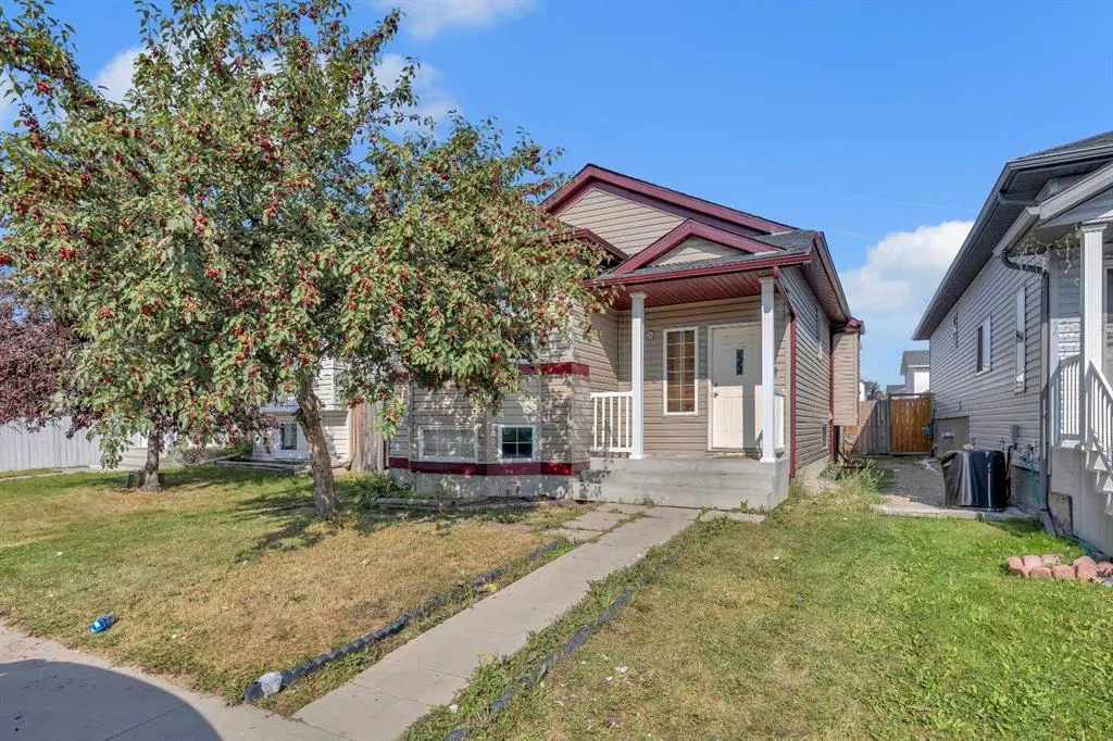 231 Martinvalley Crescent NE