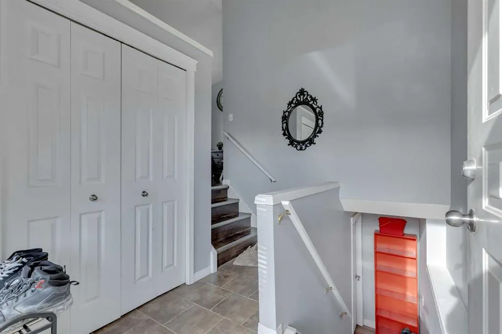 231 Martinvalley Crescent NE