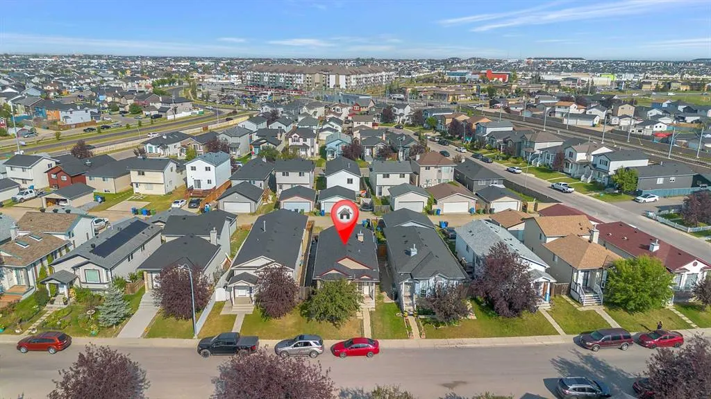 231 Martinvalley Crescent NE